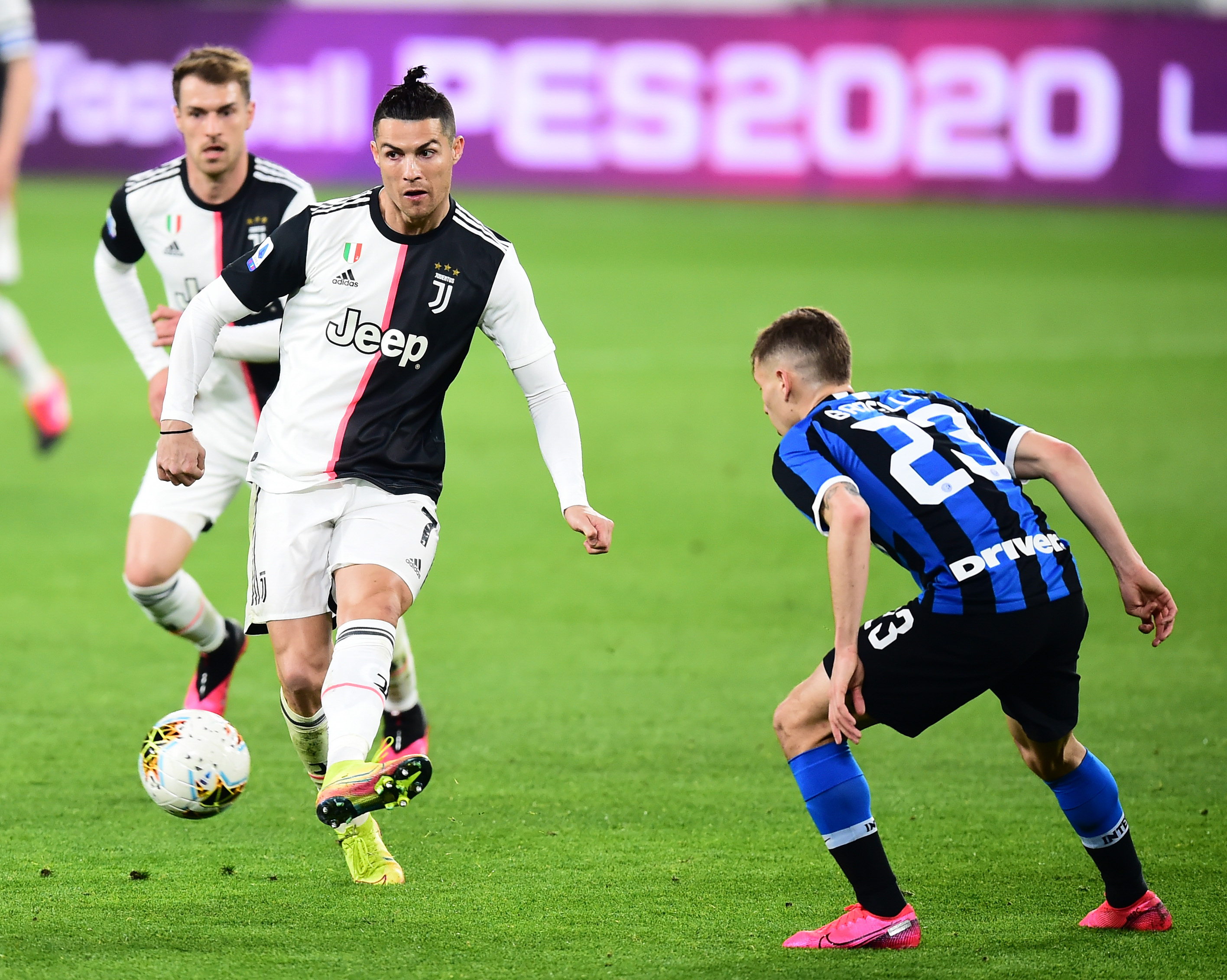 申花&津门虎联合倡议：文明观赛，和合共生（申花与津门虎发布联合倡议：理性观赛，共建和谐）