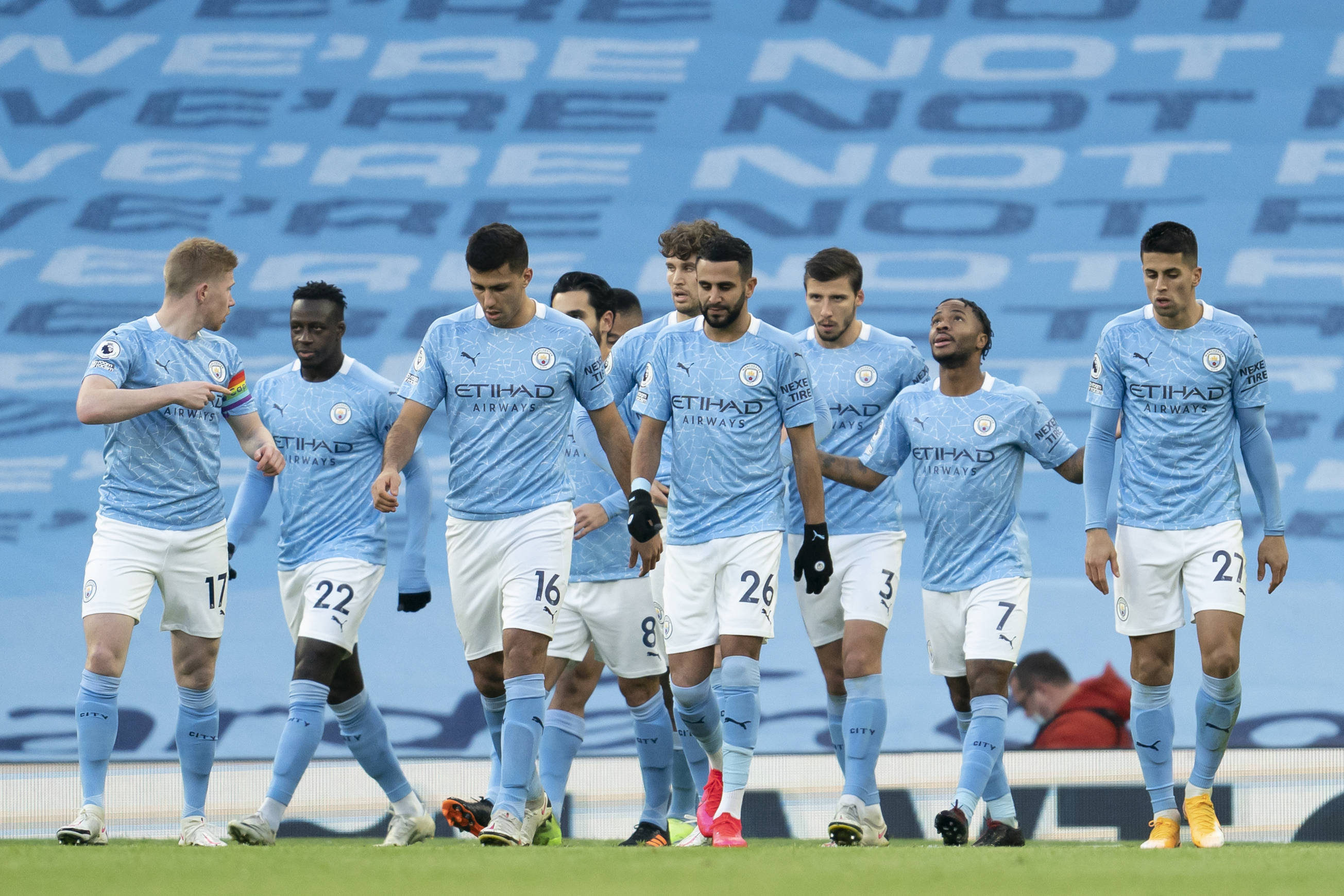 米体：米兰不惜一切代价挽留迈尼昂，初始报价年薪500万欧（米兰体育报：米兰为留迈尼昂不计成本，首报年薪500万欧）