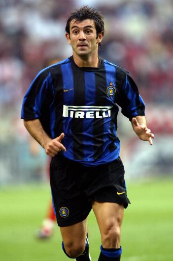 赖因德斯：为曼城这样的俱乐部效力时，偶尔替补是正常情况（赖因德斯：在曼城这种豪门，偶尔坐替补很正常）